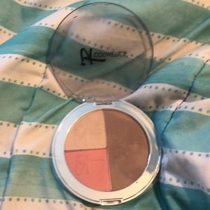 it cosmetics Makeup - It cosmetics live, love, laugh vitality face disk it cosmetics Makeup - It cosmetics live, love, laugh vitality face disk